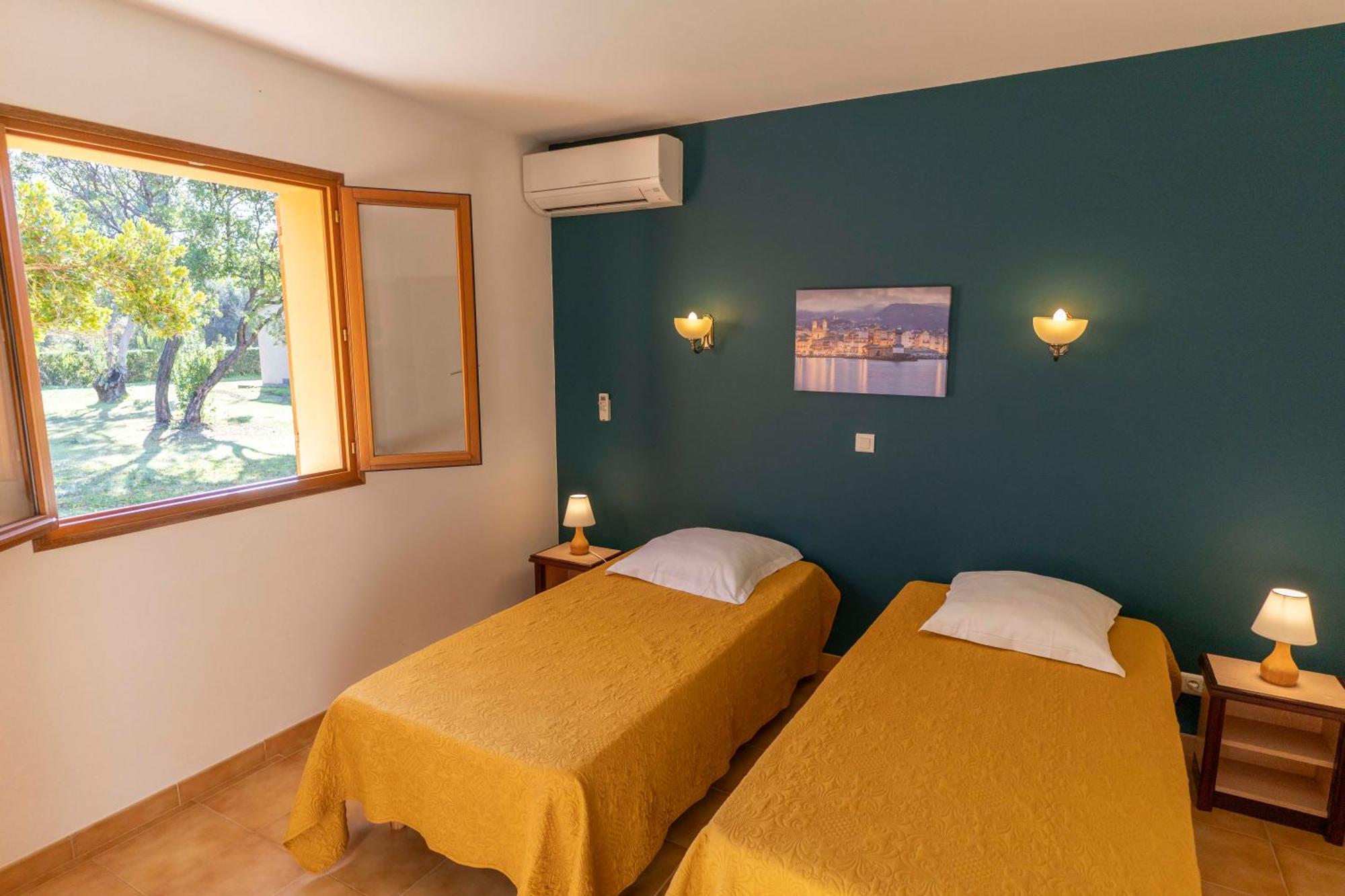Residence Mare E Sole Taglio-Isolaccio Exterior photo